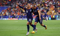 九游娱乐网页版-瑞士队对阵西班牙队，一场激烈的欧洲杯较量