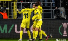 球队防守火力全开，对手阵容节节败退