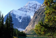 欧洲顶级联赛球队点对点较量，积分榜再次翻新，欧洲各球队联赛