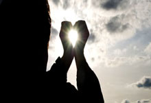 圣保利球队在关键时刻保持头脑清醒赢得比赛