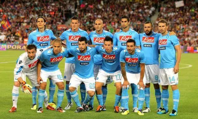 包含队伍实力强劲，国际足球赛事精彩纷呈的词条