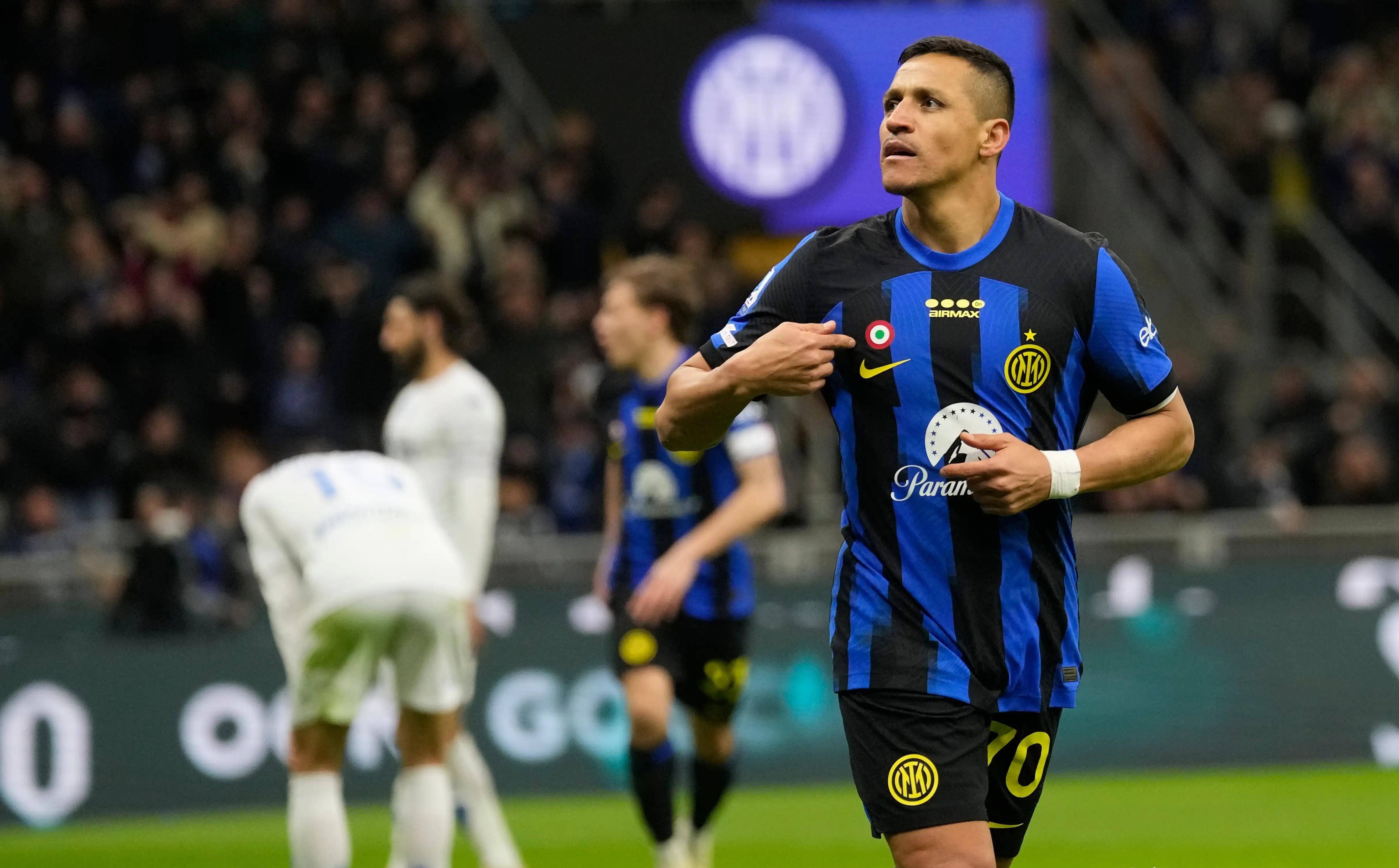 联赛比赛场上不断创新，球员实力逐渐崭露头角