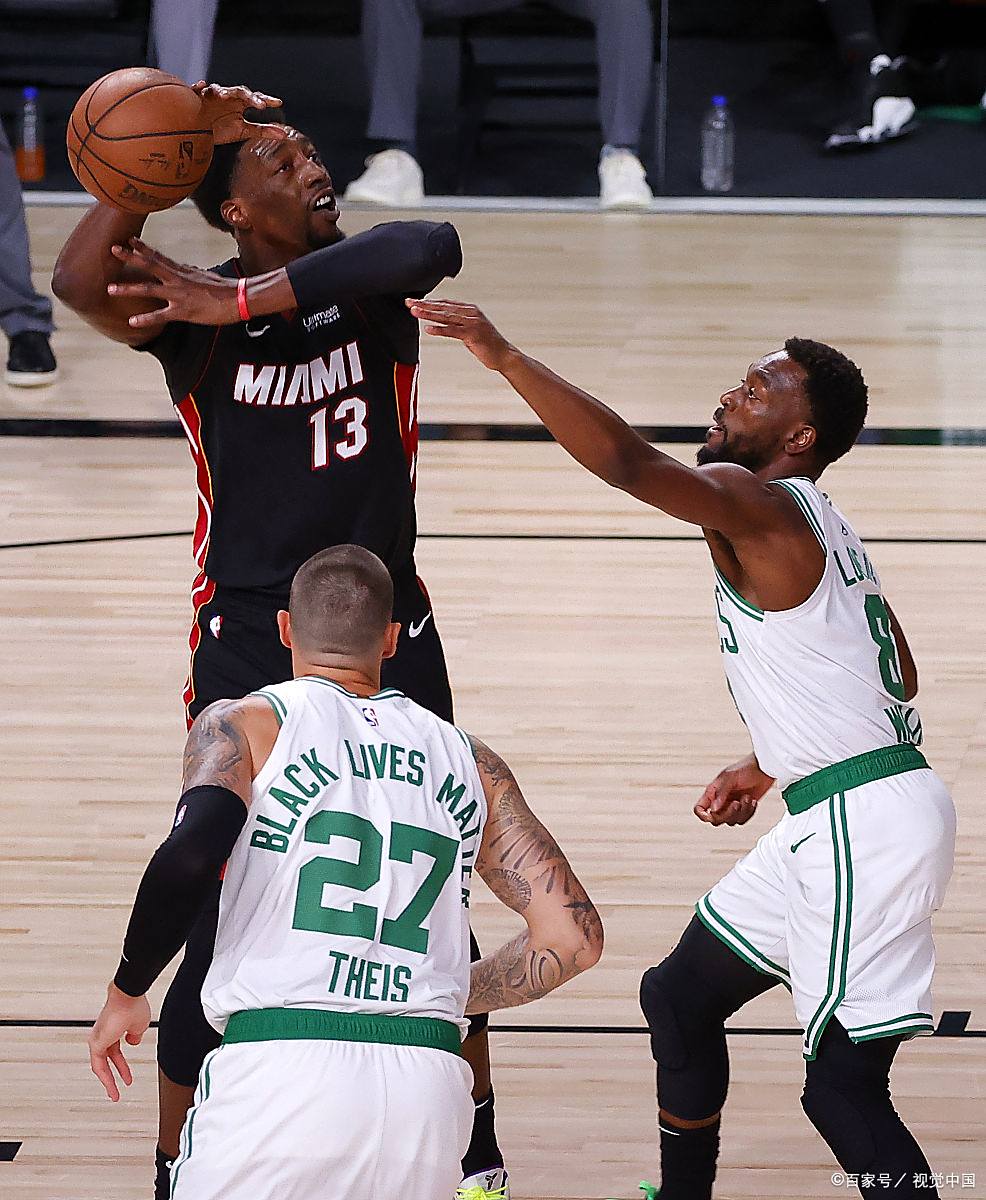 热火队球员私下训练,为下一场比赛做准备 热火队球员私下训练,为下一场比赛做准备