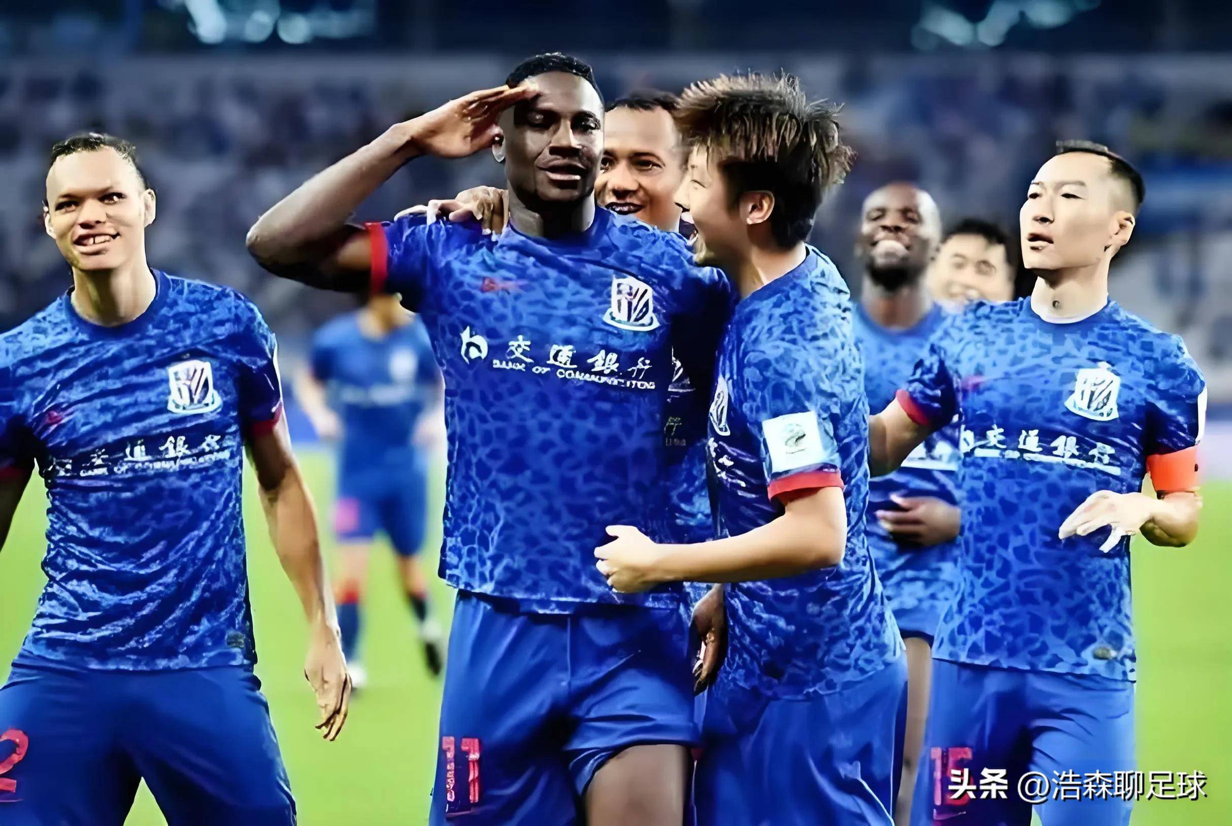 临沂队球员备战对阵上海绿地申花