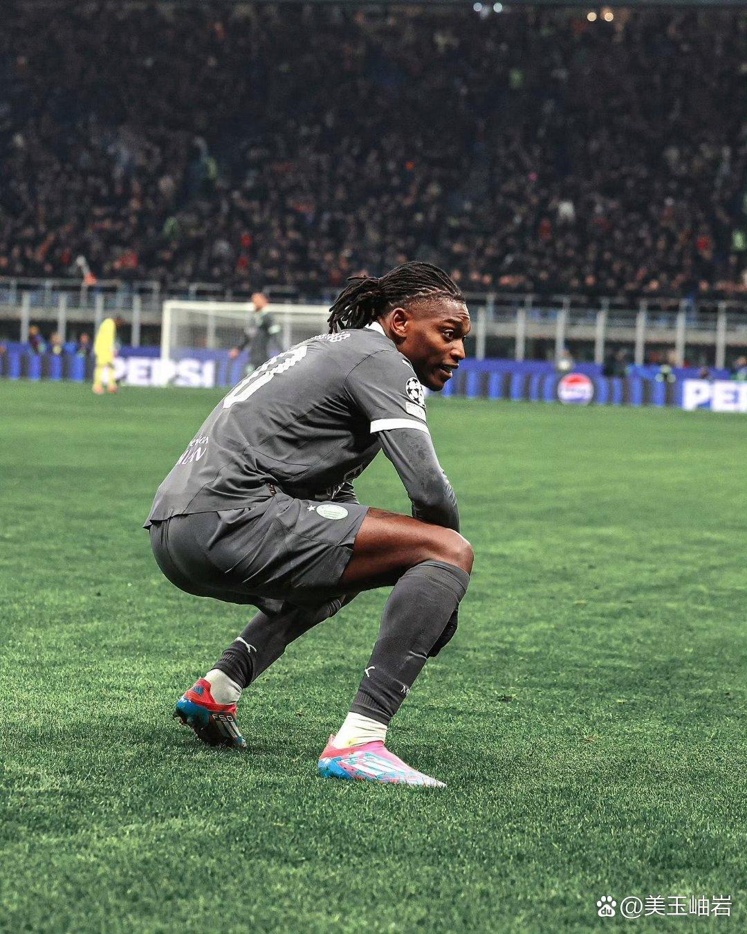 包含AC米兰战术灵活多变，连胜在望的词条