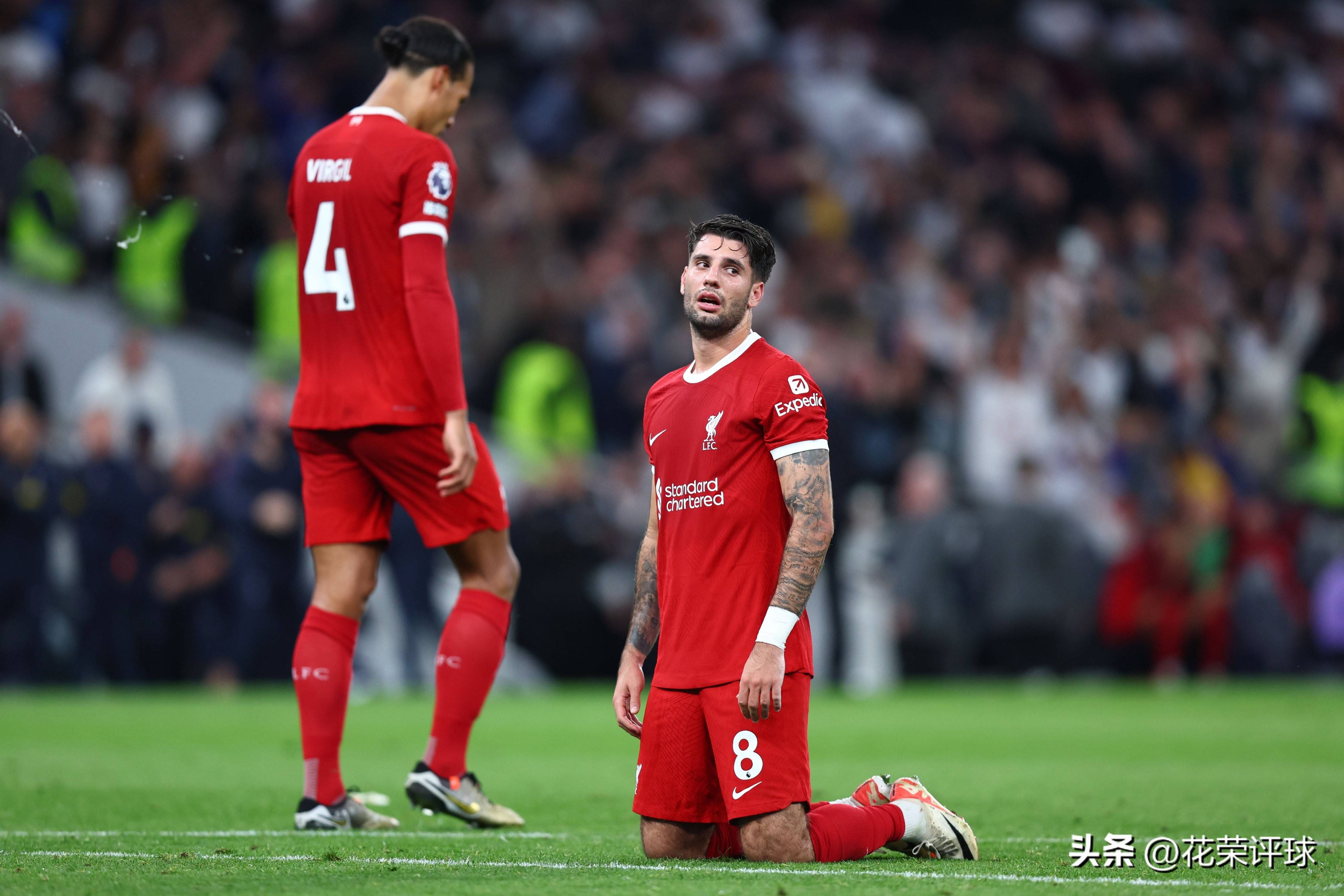 英超卫冕冠军赛季失利，球队战绩不尽如人意的简单介绍