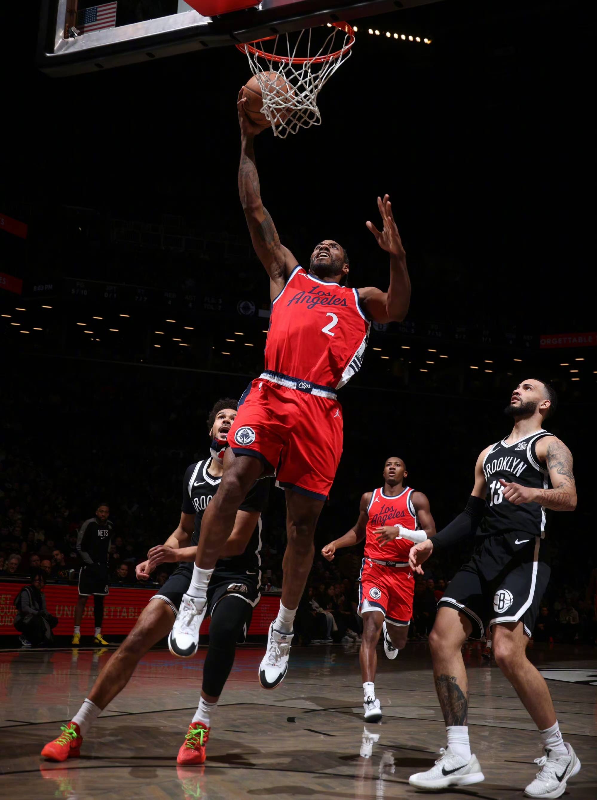 快船大胜爵士,莱纳德表现神勇的简单介绍 快船大胜爵士,莱纳德表现神勇的简单介绍